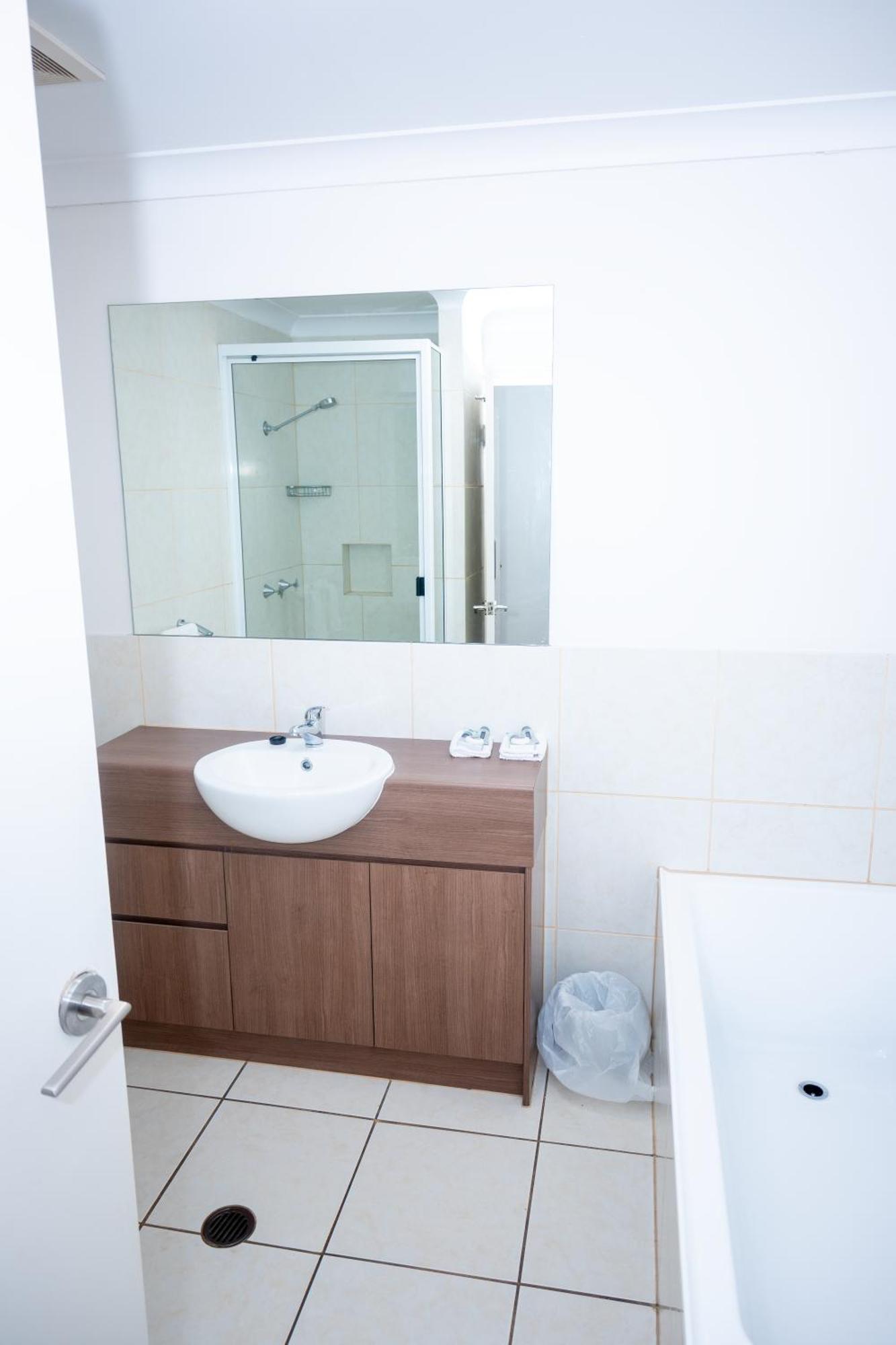 The Australian Hotel Motel Дэлби Экстерьер фото